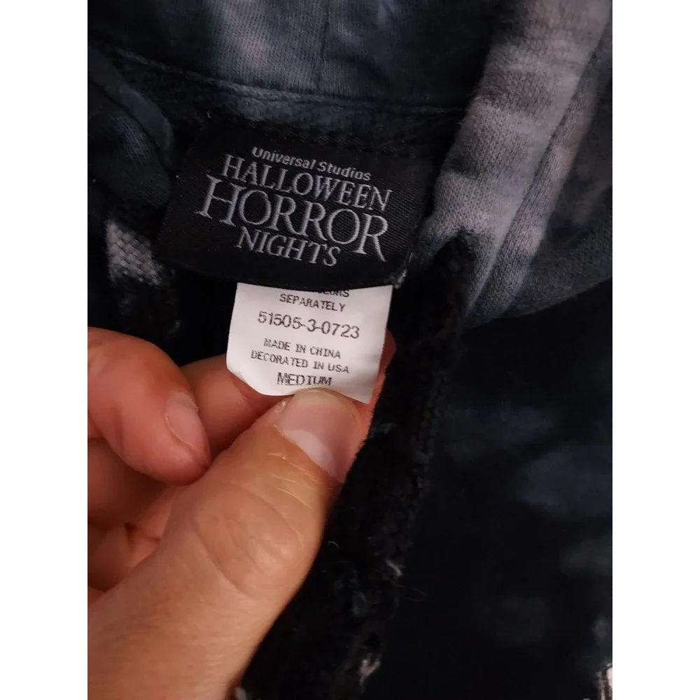 Halloween Horror Nights Hoodie Mens Medium Universal Studios Scare Zones Tie Dye - Picture 3 of 9